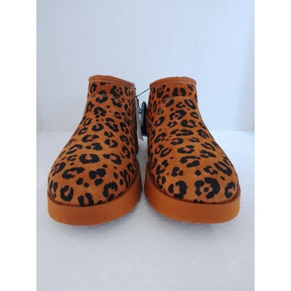 Time and Tru Shoes - NWT Time and Tru Women's Genuine Suede Leopard Print Ankle Boot Slippers Size 7